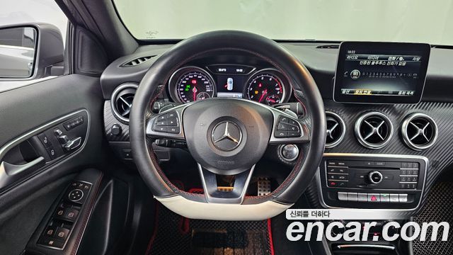Mercedes-Benz A-Class (W176) A200 AMG Line 2018 — фото 13