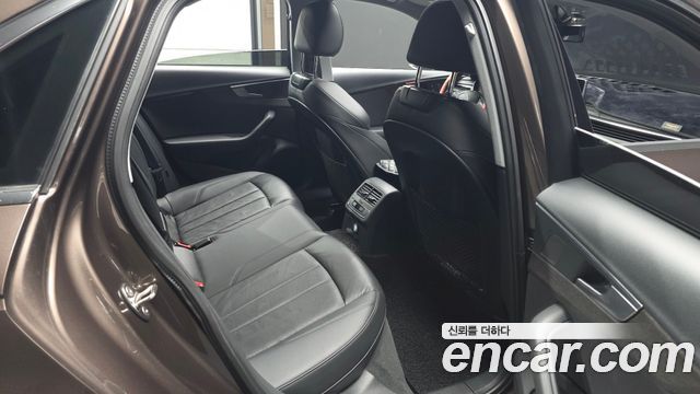 Audi A4 (B9) 35 TDI Quattro Premium 2018 — фото 12
