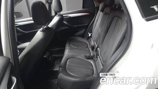 BMW X1 (F48) xDrive 20d 2016 — фото 11