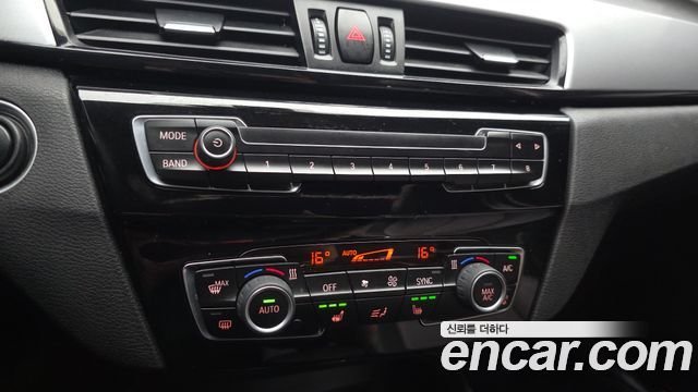 BMW X1 (F48) xDrive 20d 2016 — фото 17
