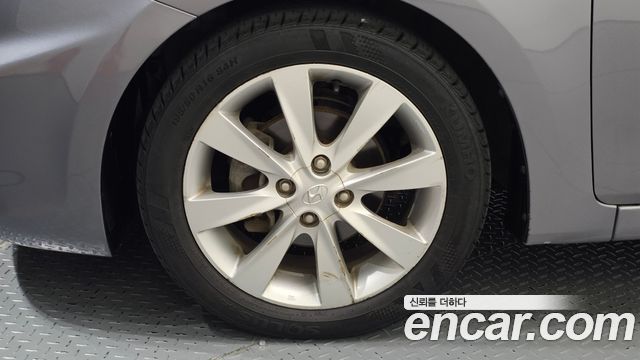 Hyundai Accent (New) Diesel 1.6 VGT Modern 2014 — фото 5