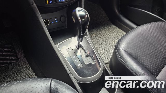 Hyundai Accent (New) Diesel 1.6 VGT Modern 2014 — фото 9