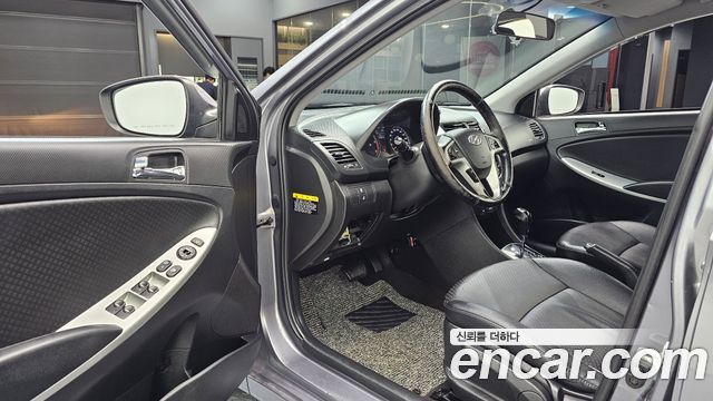 Hyundai Accent (New) Diesel 1.6 VGT Modern 2014 — фото 10