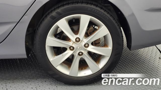 Hyundai Accent (New) Diesel 1.6 VGT Modern 2014 — фото 21