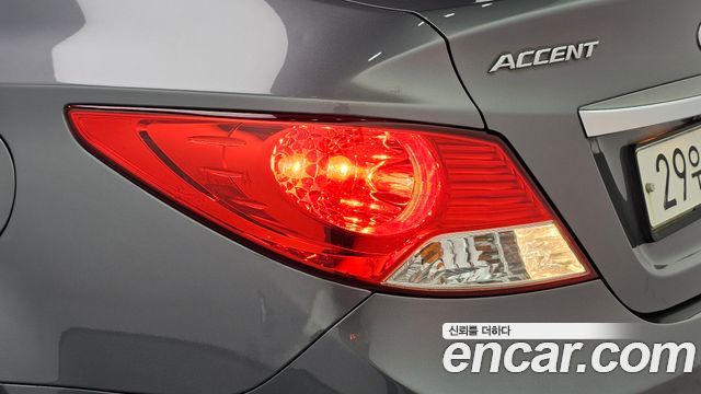 Hyundai Accent (New) Diesel 1.6 VGT Modern 2014 — фото 23