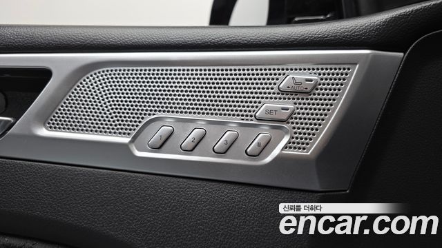 KG Mobility (SsangYong) Rexton Diesel 2.2 4WD The Black 2021 — фото 31