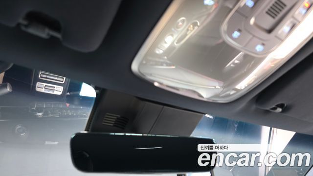 Genesis GV70 2.5T Gasoline 2WD 2022 — фото 19