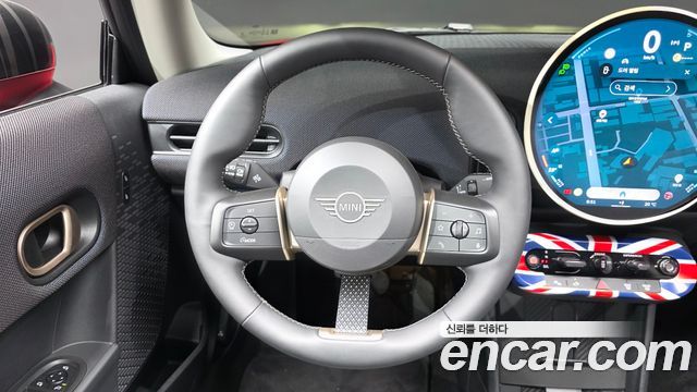 MINI Cooper C (IV) Classic 2025 — фото 12