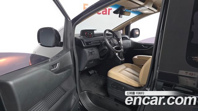 Hyundai Staria Tourer 9-Seater Modern 2023 — фото 10
