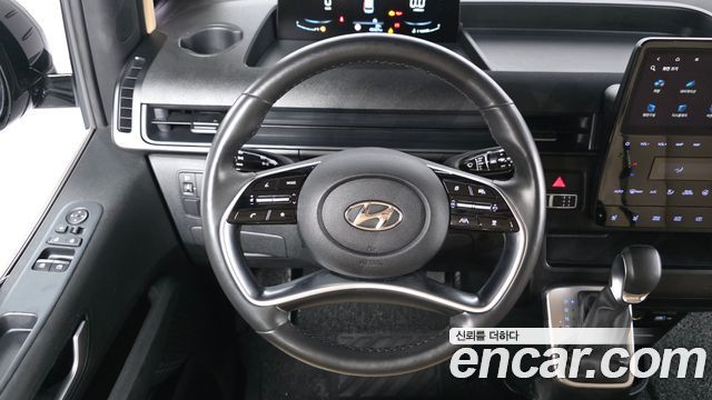 Hyundai Staria Tourer 9-Seater Modern 2023 — фото 13