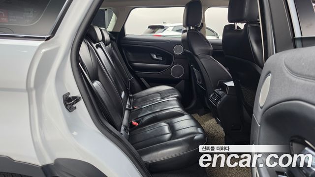 Land Rover Range Rover Evoque 2.0 TD4 HSE 2016 — фото 12