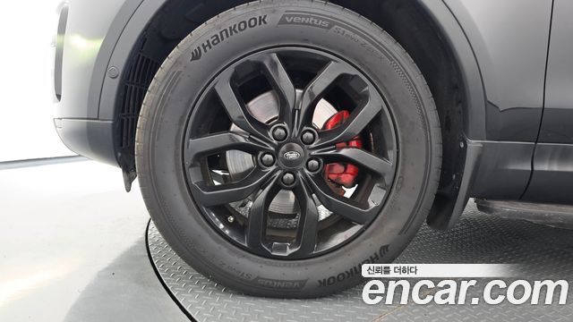 Land Rover Discovery 5 2.0 SD4 SE 2019 — фото 5