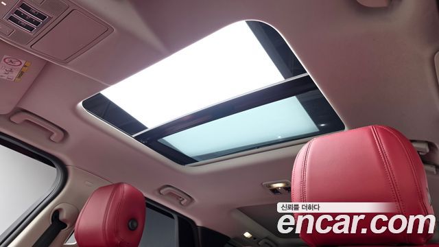 Land Rover Discovery 5 2.0 SD4 SE 2019 — фото 16