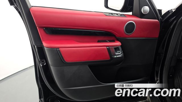 Land Rover Discovery 5 2.0 SD4 SE 2019 — фото 24