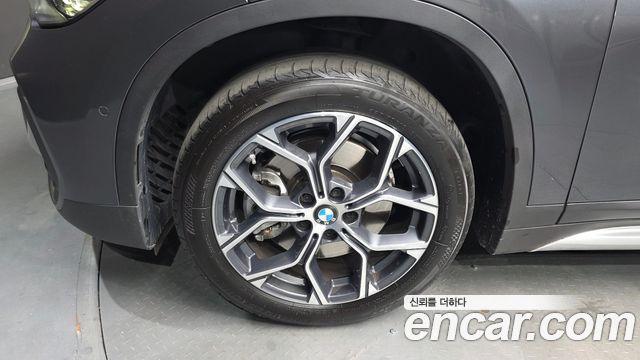 BMW X1 (F48) xDrive 20i xLine 2021 — фото 5
