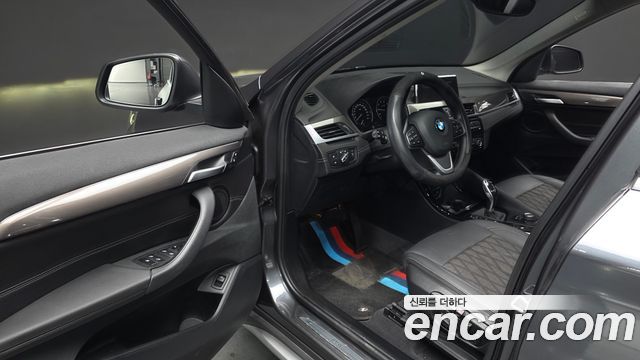 BMW X1 (F48) xDrive 20i xLine 2021 — фото 10