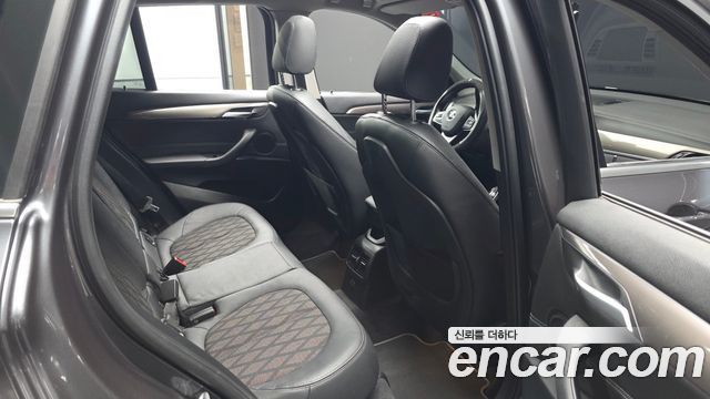 BMW X1 (F48) xDrive 20i xLine 2021 — фото 12