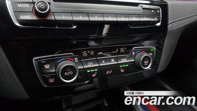 BMW X1 (F48) xDrive 20i xLine 2021 — фото 17