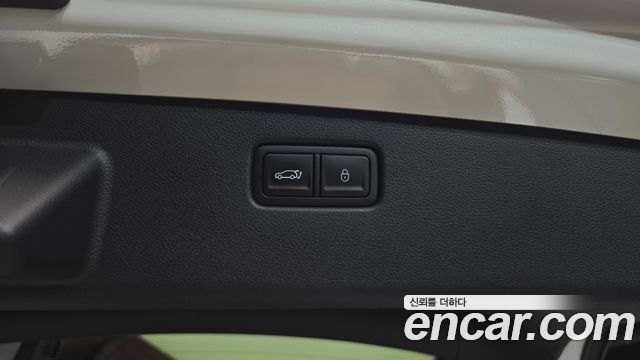 Genesis GV60 Standard 2022 — фото 20