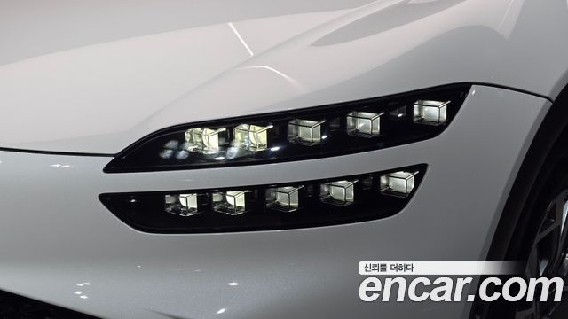 Genesis GV60 Standard 2022 — фото 22