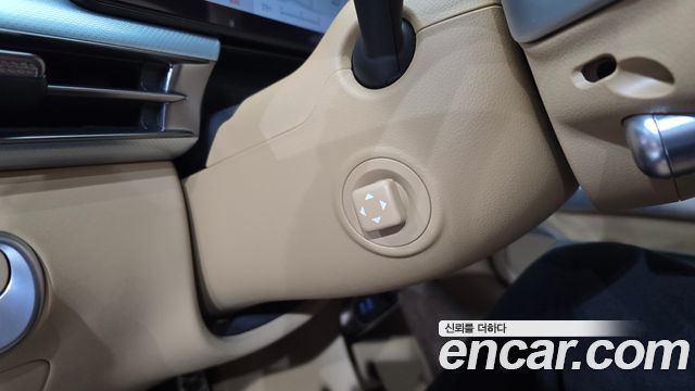 Genesis GV60 Standard 2022 — фото 32