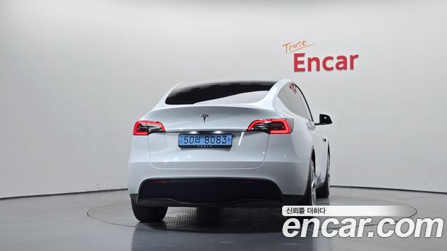 Tesla Model Y RWD 2024 — фото 4
