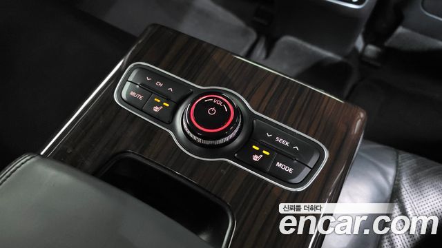Kia K7 LPI 3.0 Prestige 2015 — фото 18
