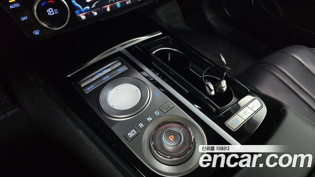 Genesis G80 (RG3) Gasoline 2.5 Turbo AWD 2021 — фото 9