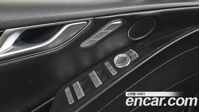 Genesis G80 (RG3) Gasoline 2.5 Turbo AWD 2021 — фото 33