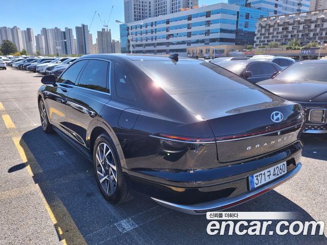 Hyundai Grandeur (GN7) 2,5 Gasoline 2WD Premium 2023 — фото 4