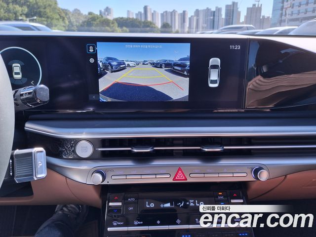 Hyundai Grandeur (GN7) 2,5 Gasoline 2WD Premium 2023 — фото 14