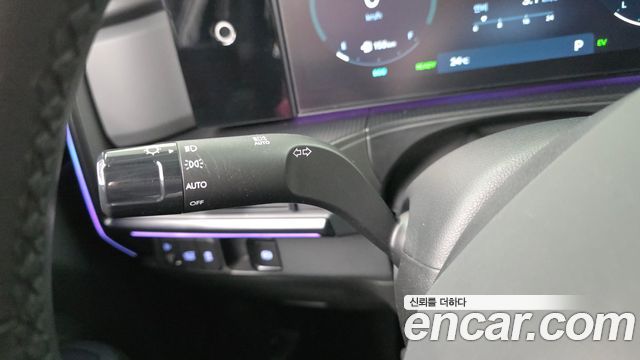 Hyundai Santa Fe (MX5) HEV 1.6 4WD Calligraphy 2024 — фото 35