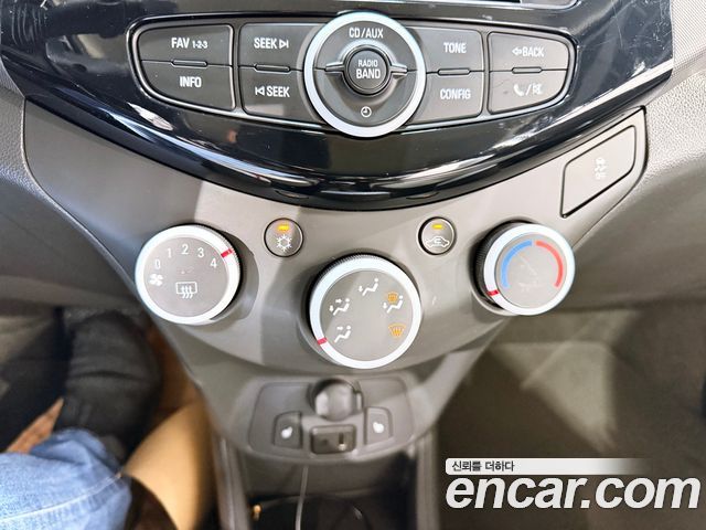 Chevrolet Spark Spark S LT 2014 — фото 16