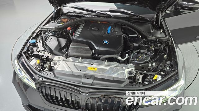 BMW 3 Series (G20) 330e M Sport 2023 — фото 6