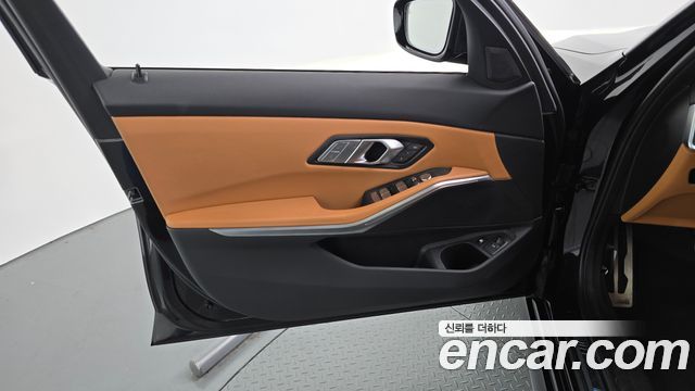 BMW 3 Series (G20) 330e M Sport 2023 — фото 24