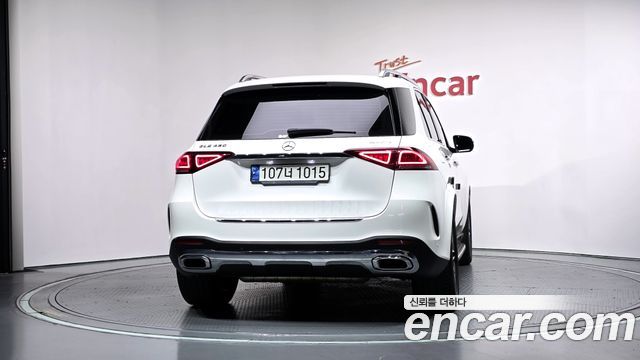 Mercedes-Benz GLE-Class (W167) GLE450 4MATIC 2021 — фото 4
