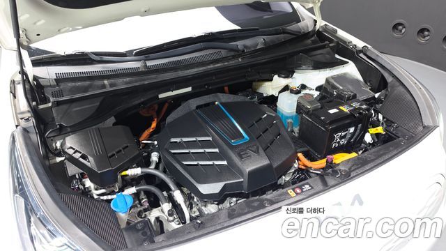 Kia Niro Plus Air 2023 — фото 6