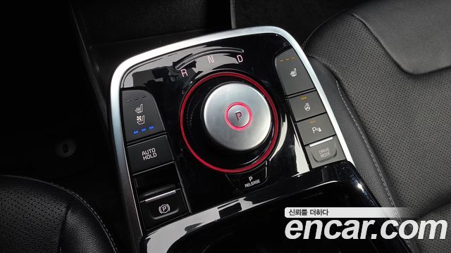 Kia Niro Plus Air 2023 — фото 9