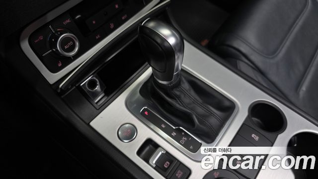 Volkswagen Touareg V6 3.0 TDI Bluemotion 7P5 2014 — фото 9