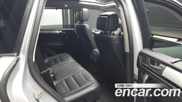 Volkswagen Touareg V6 3.0 TDI Bluemotion 7P5 2014 — фото 12