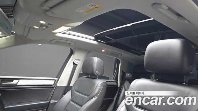 Volkswagen Touareg V6 3.0 TDI Bluemotion 7P5 2014 — фото 18