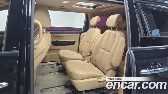 Kia Carnival Gasoline 9-seater Noblesse 2017 — фото 12