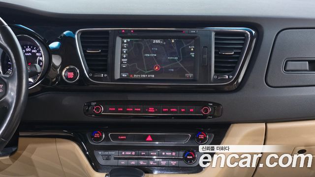 Kia Carnival Gasoline 9-seater Noblesse 2017 — фото 15
