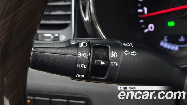 Kia Carnival Gasoline 9-seater Noblesse 2017 — фото 27