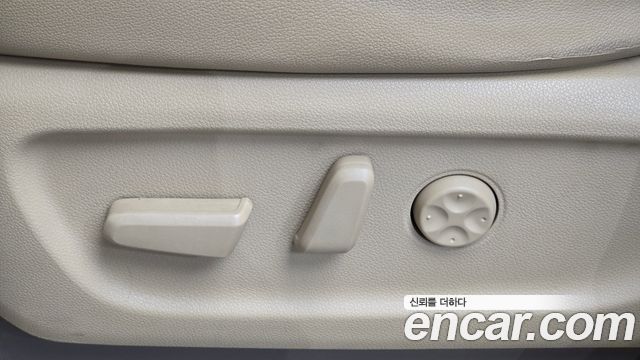 Kia Carnival Gasoline 9-seater Noblesse 2017 — фото 31
