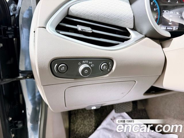 Chevrolet Malibu 1.3 Turbo LS Deluxe 2019 — фото 15