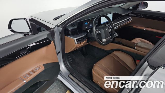 Hyundai Grandeur (GN7) 2,5 Gasoline 2WD Premium 2023 — фото 10