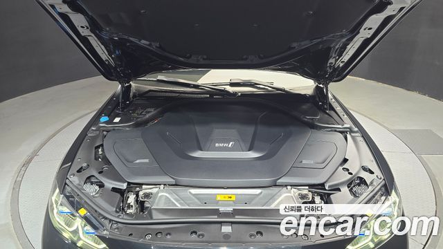 BMW i4 eDrive40 M Sports Pro 2023 — фото 6