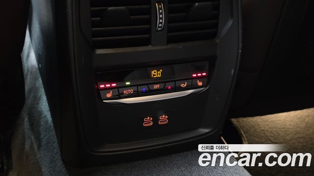 BMW i4 eDrive40 M Sports Pro 2023 — фото 28