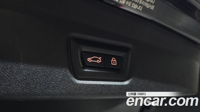 BMW i4 eDrive40 M Sports Pro 2023 — фото 30